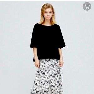 Uniqlo SIZE SMALL Brand NEW crepe jersey half sleeve t-shirt in lavender pink